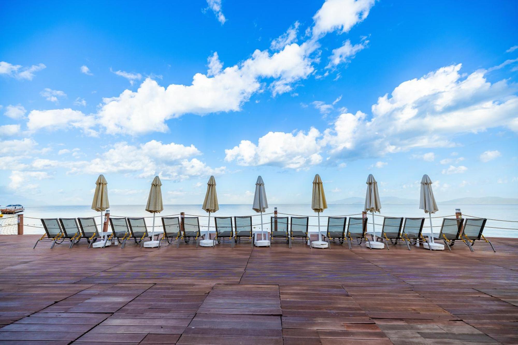 Infinity By Yelken Aquapark&Resorts Kuşadasi Bagian luar foto