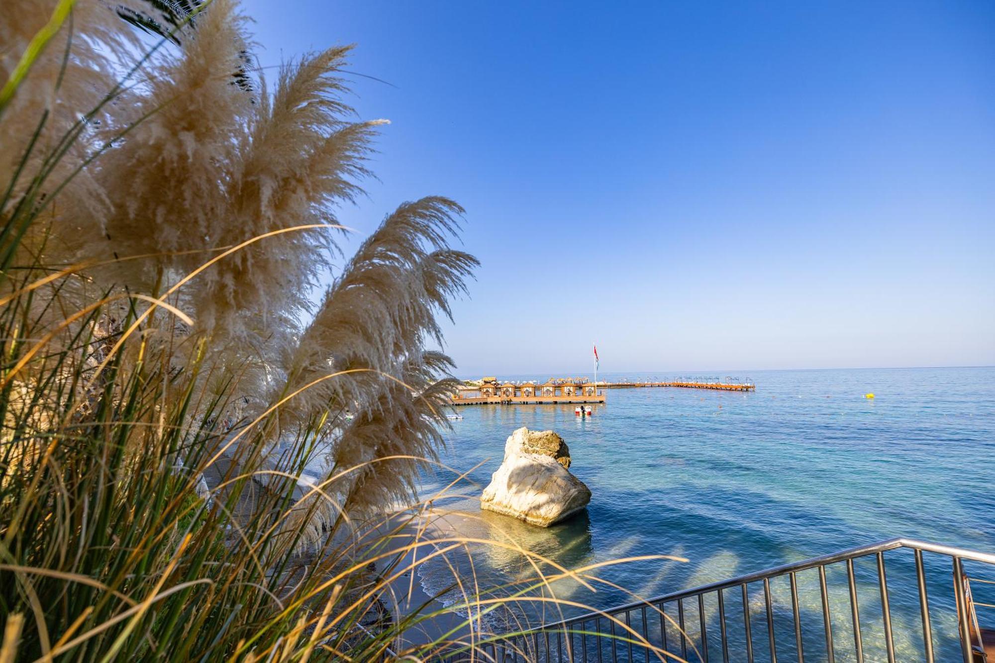 Infinity By Yelken Aquapark&Resorts Kuşadasi Bagian luar foto